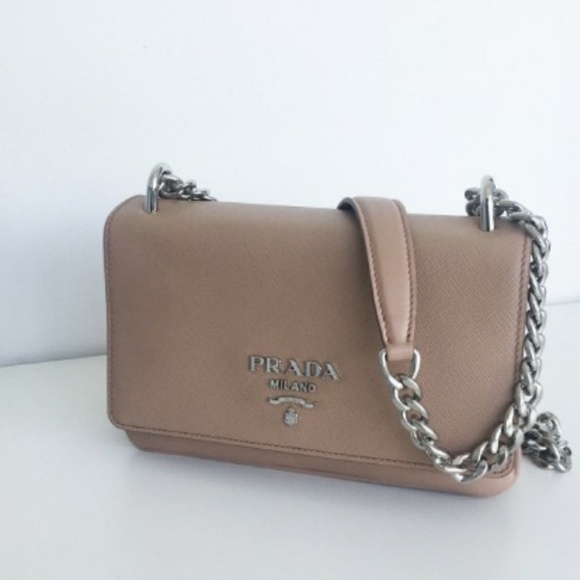 1bd144 prada